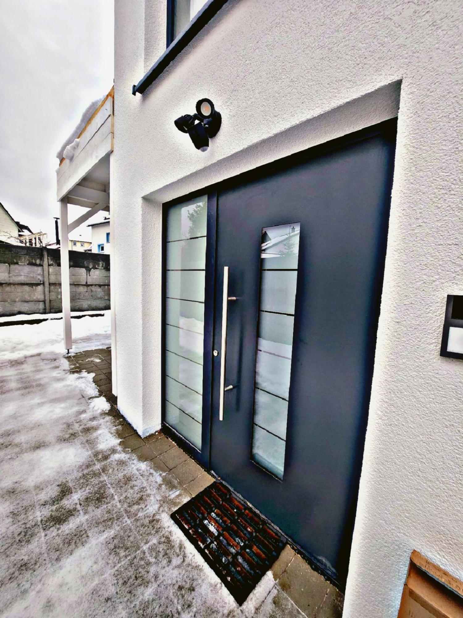 Lions Place Premium Apartments Executive Luxus Penthouse Inklusive Spa Heidenheim an der Brenz Exterior photo